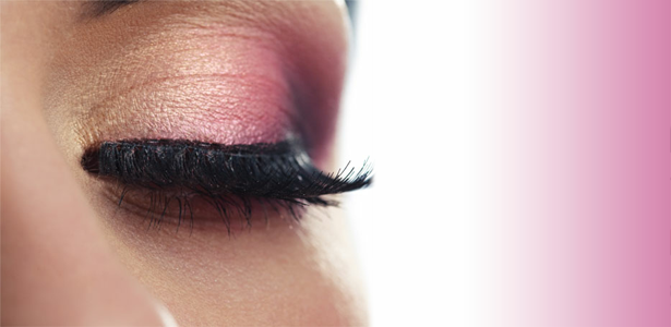 Eye-Shadow-Application